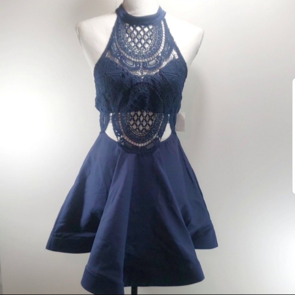 《Charlotte Russe》NEW Crochet Halter Top Crop Dress